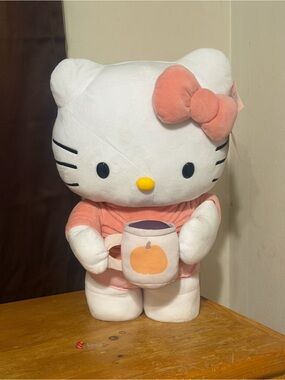 Hello Kitty Thanksgiving Greeter